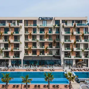 Pinea Resort&spa Golem (Tirana)